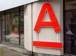 Альфа-Банк снизил ставки по кредитам для малого бизнеса до 10,2% годовых