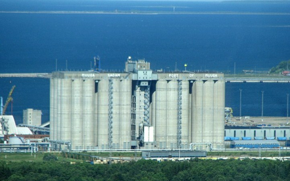 В Азовском порту за 3,3 млрд рублей построят зерновой терминал